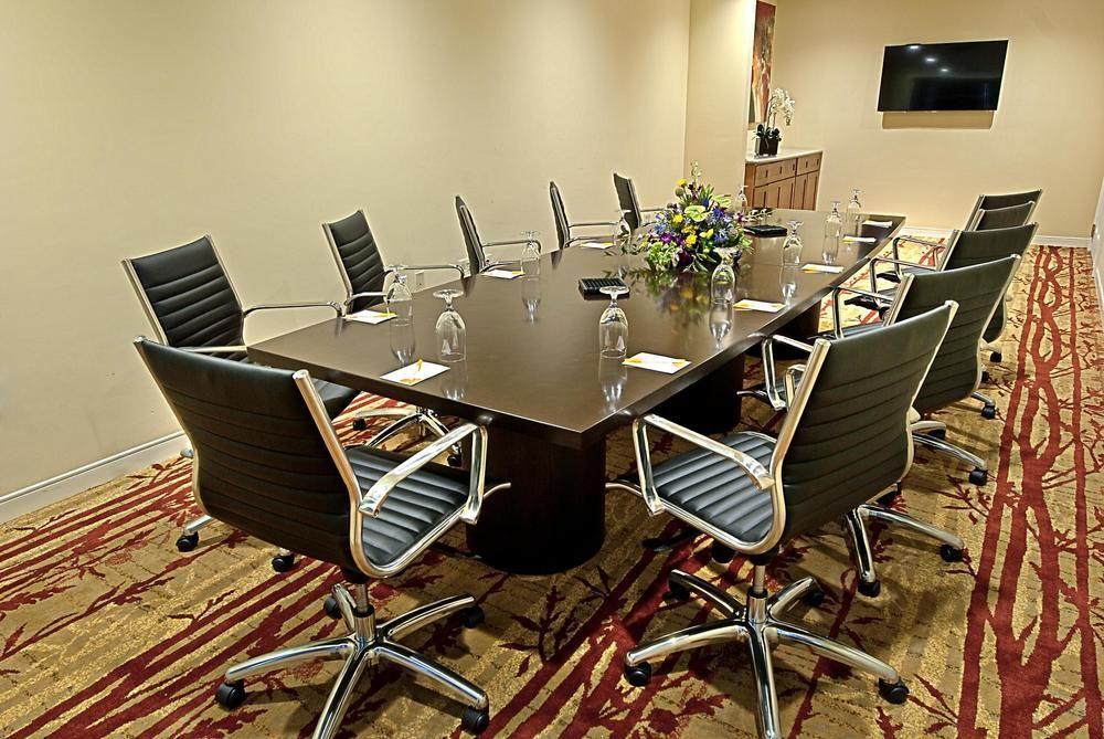 Courtyard By Marriott Orlando Lake Buena Vista At Vista Centre Екстер'єр фото