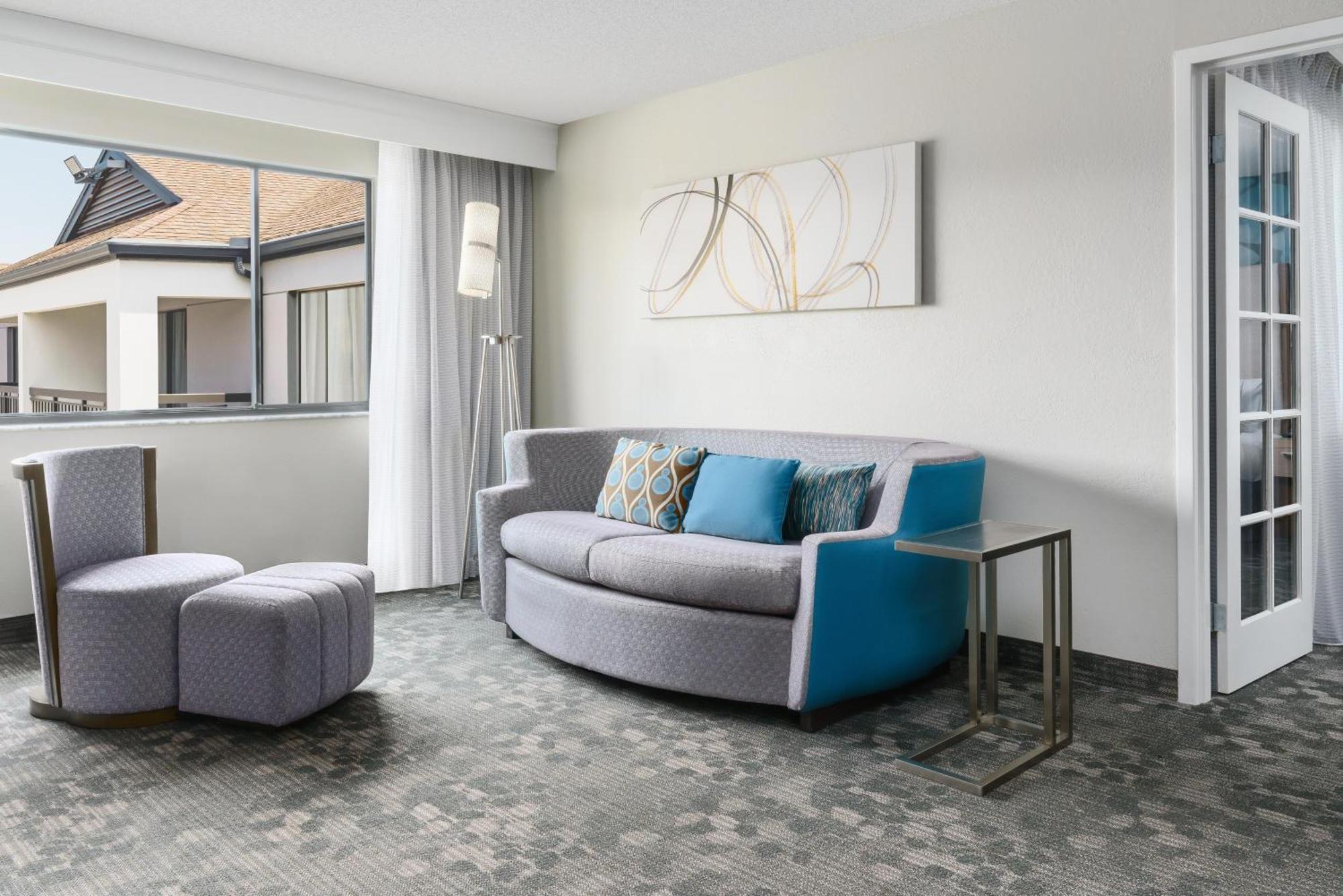 Courtyard By Marriott Orlando Lake Buena Vista At Vista Centre Екстер'єр фото