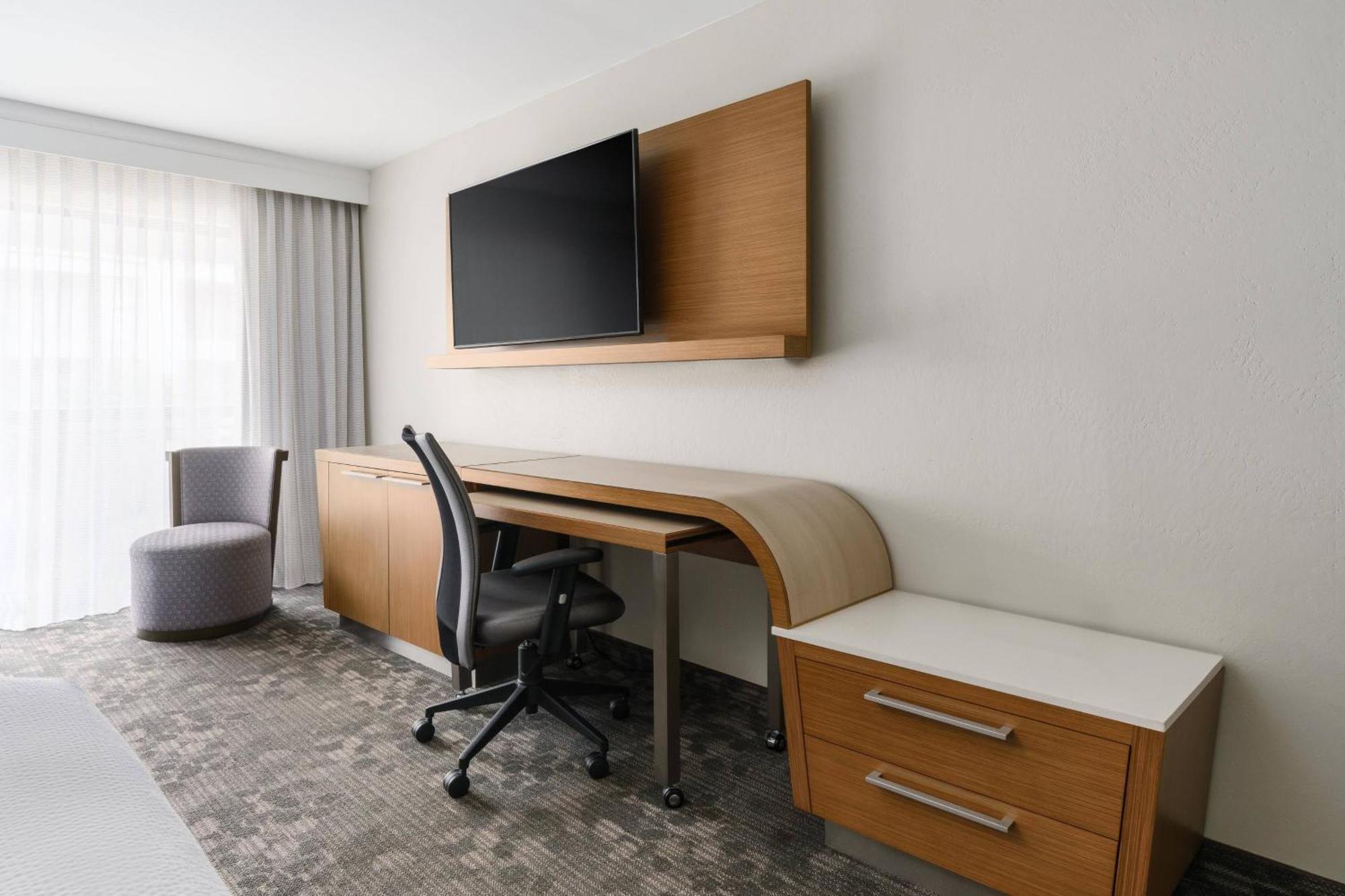 Courtyard By Marriott Orlando Lake Buena Vista At Vista Centre Екстер'єр фото