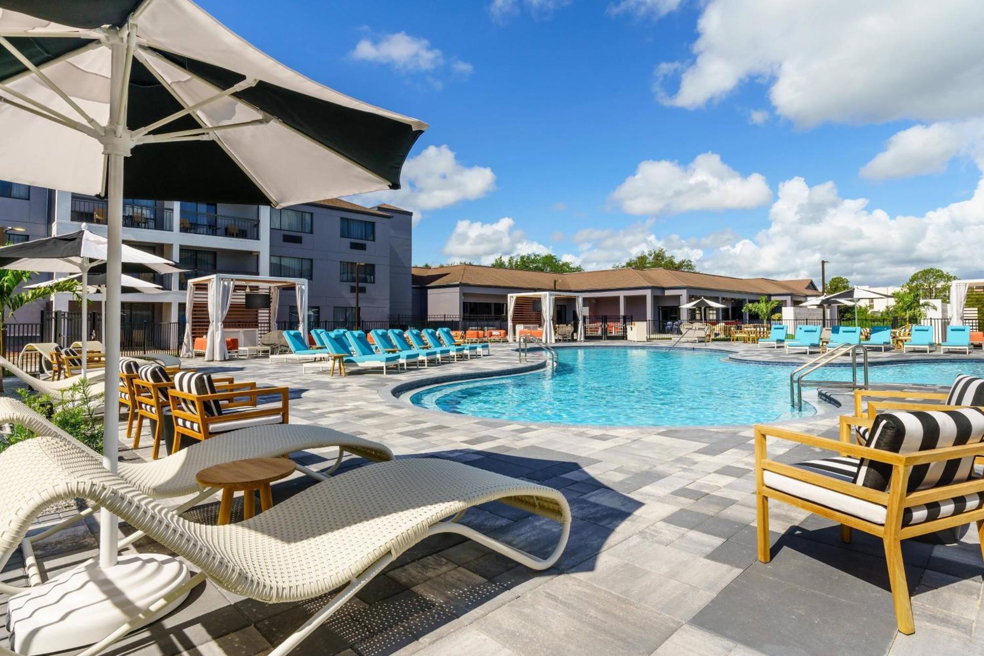 Courtyard By Marriott Orlando Lake Buena Vista At Vista Centre Екстер'єр фото