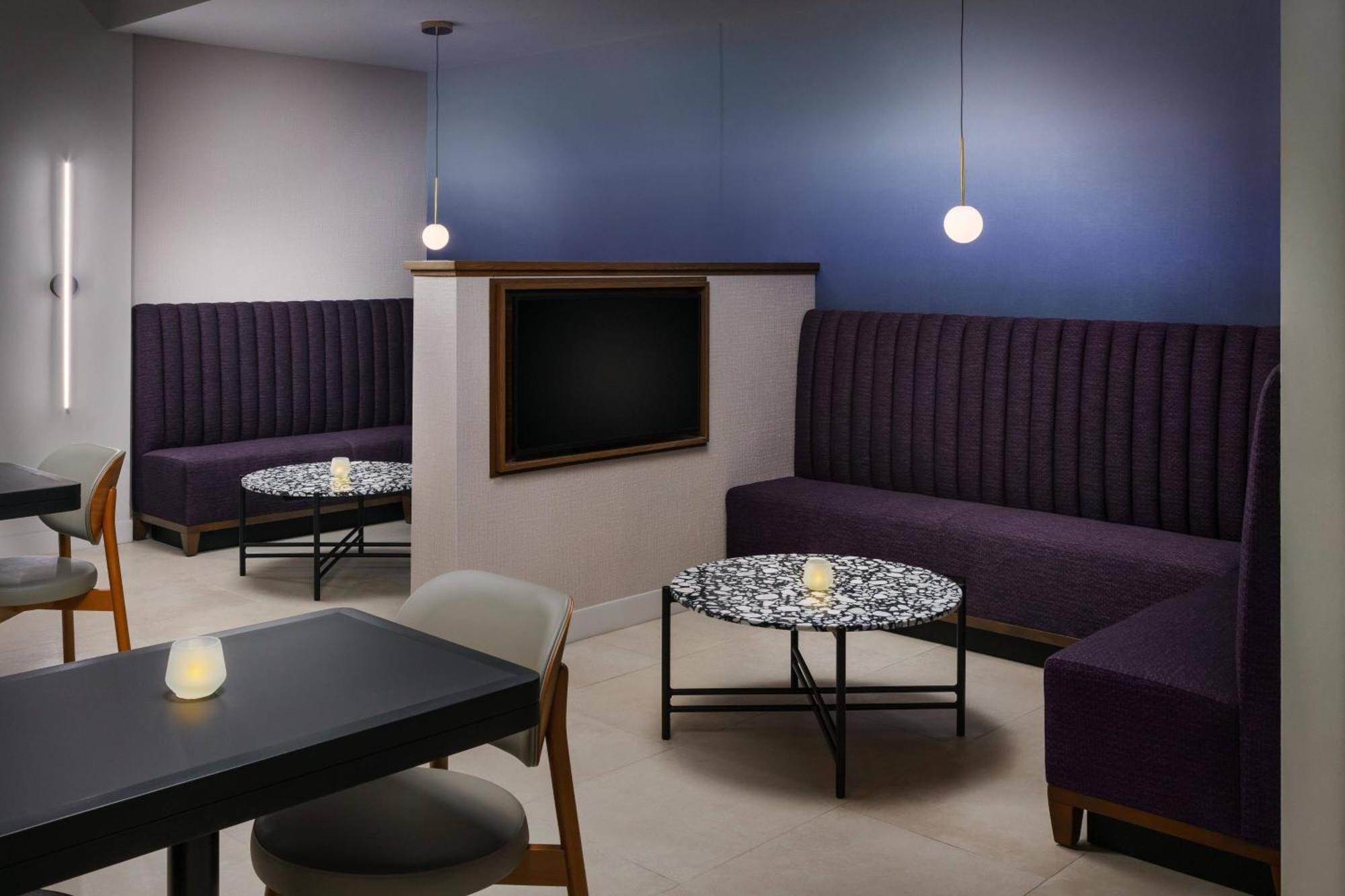 Courtyard By Marriott Orlando Lake Buena Vista At Vista Centre Екстер'єр фото